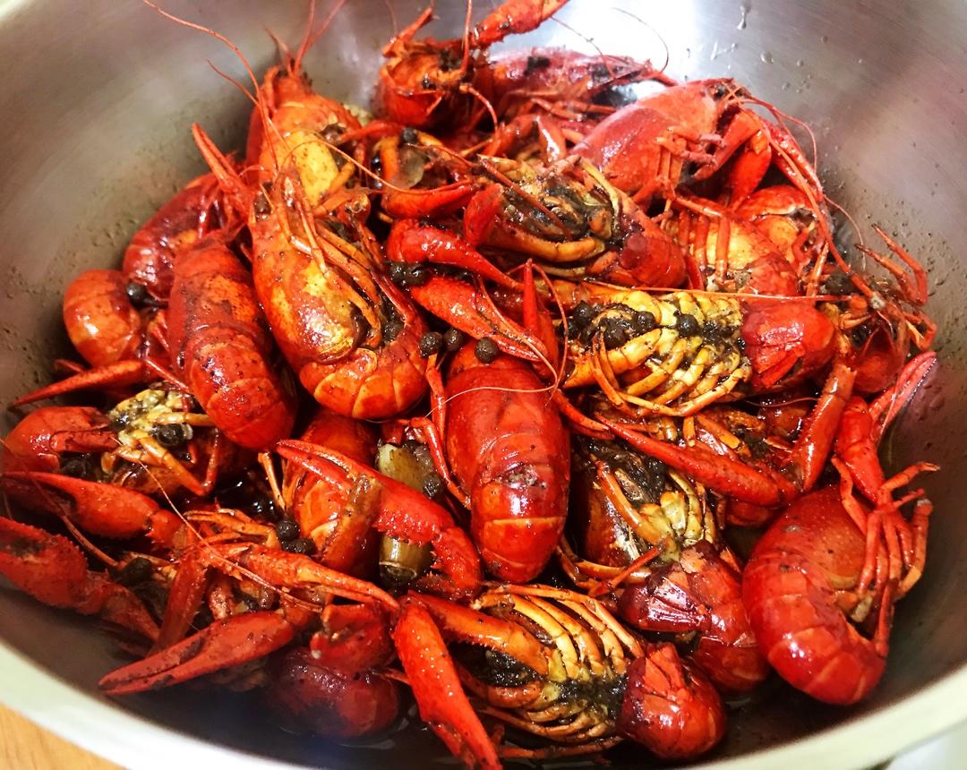 香辣小龙虾-超详细处理干净步骤！