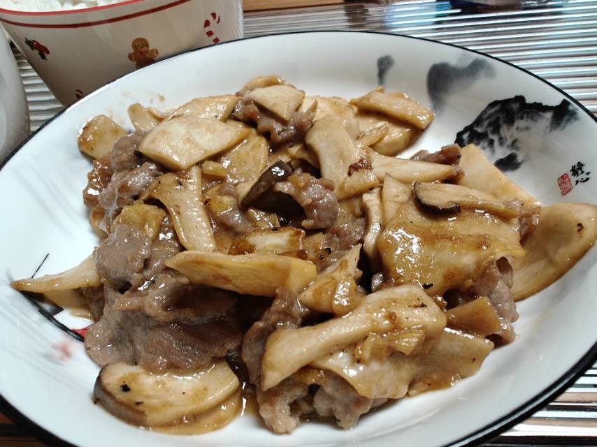 杏鲍菇炒牛肉！牛肉嫩滑的秘诀！