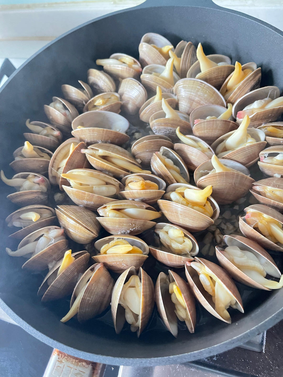 无敌简单超美味⋯干锅黄蚬子