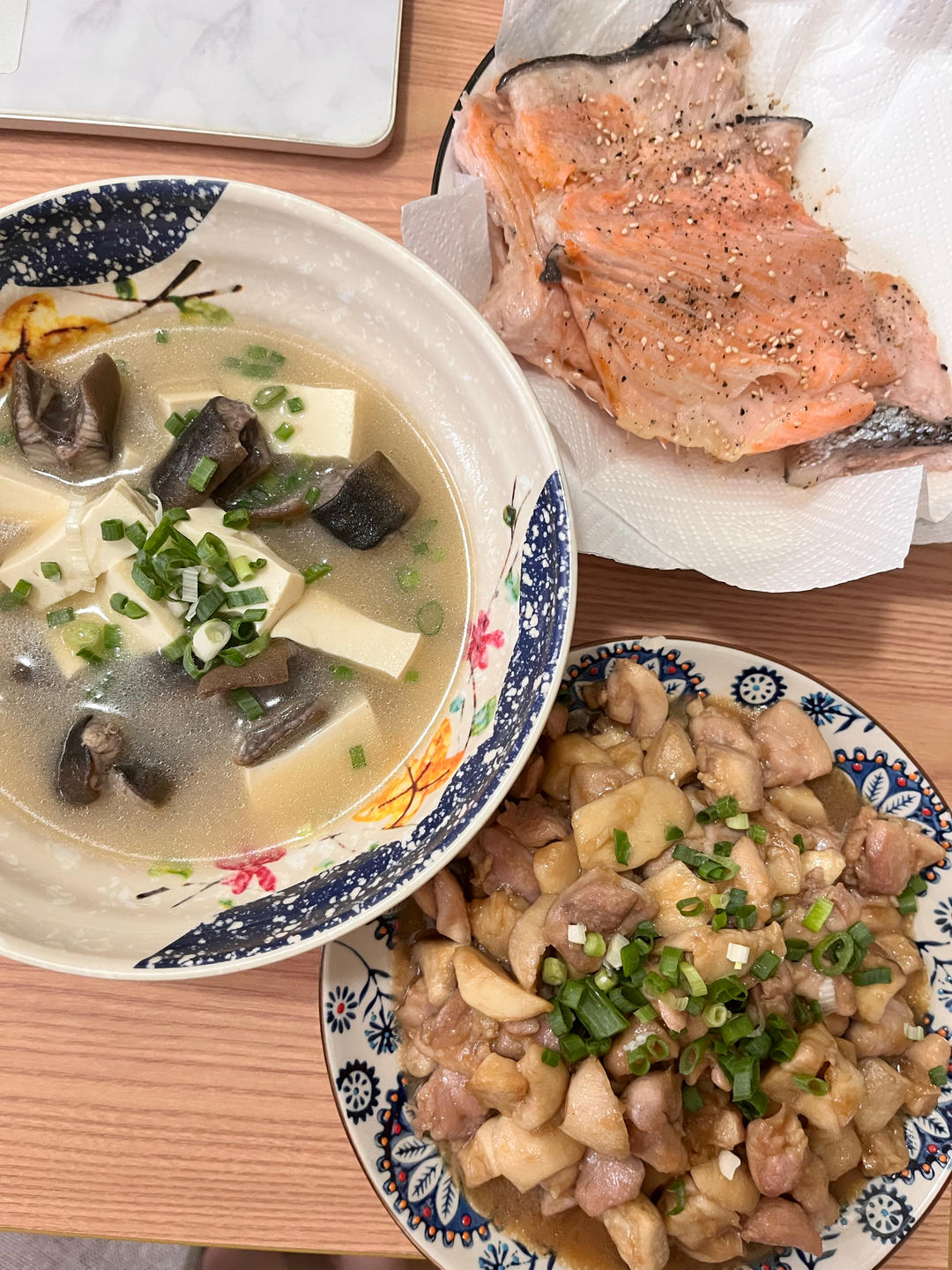 杏鲍菇炒鸡丁
