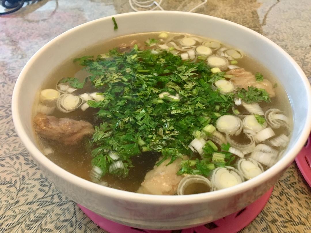 牛腩清汤