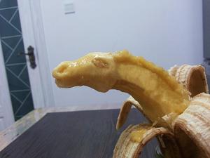 香蕉雕刻的做法 步骤5