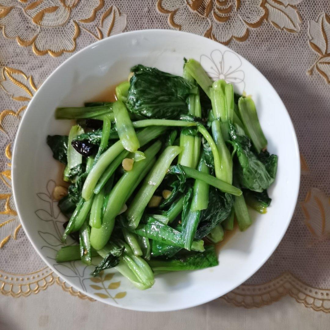 炝炒小白菜（脆爽）