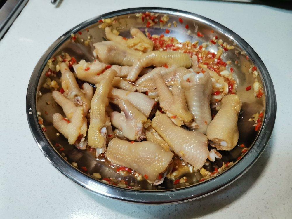 绝对不会后悔的酸辣鸡爪