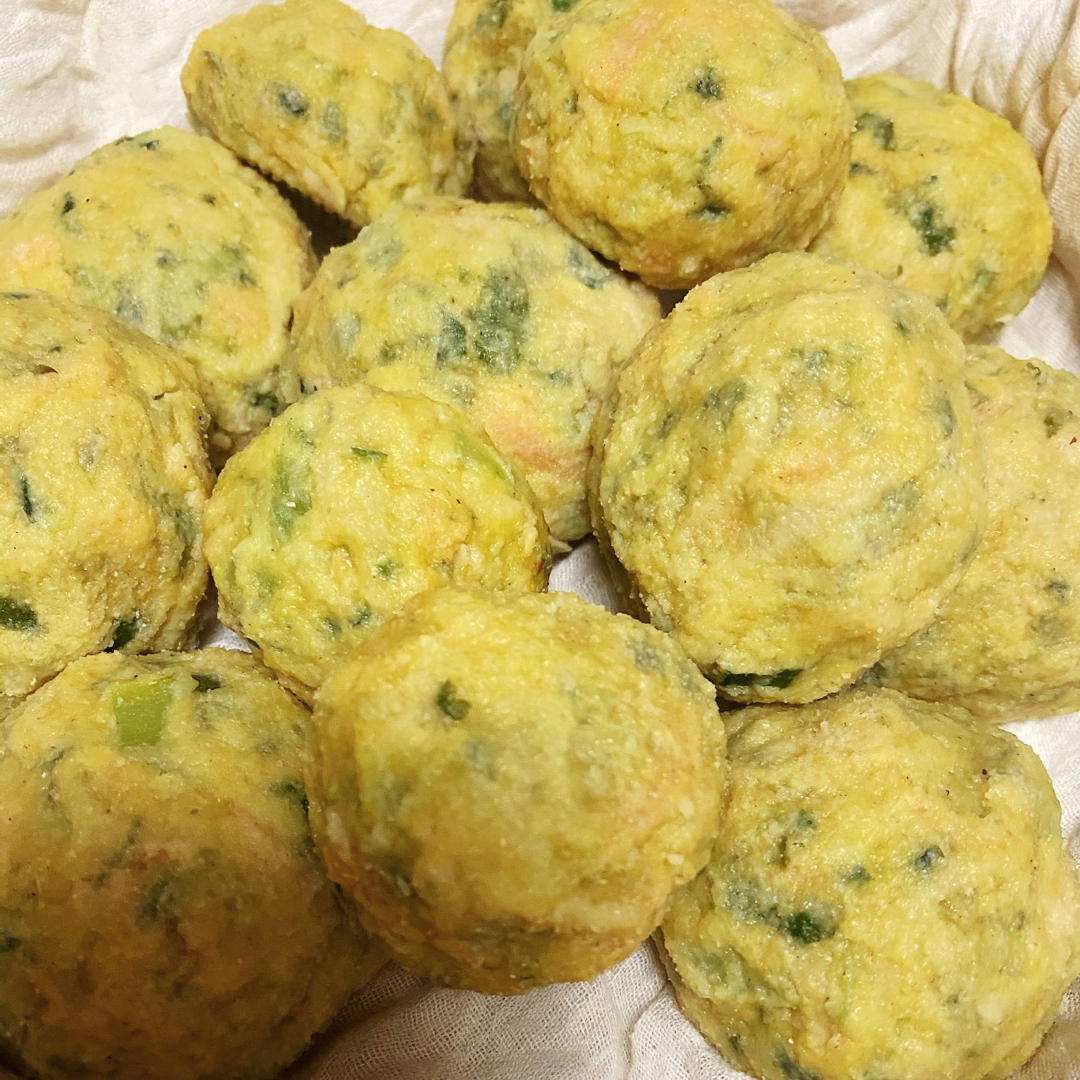 低卡减肥#蒸玉米面野菜&菜团子（手残党也能轻松完成）