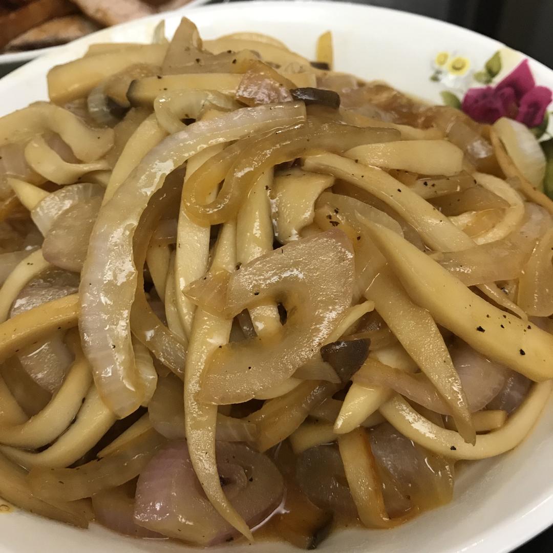 洋葱遇到杏鲍菇
