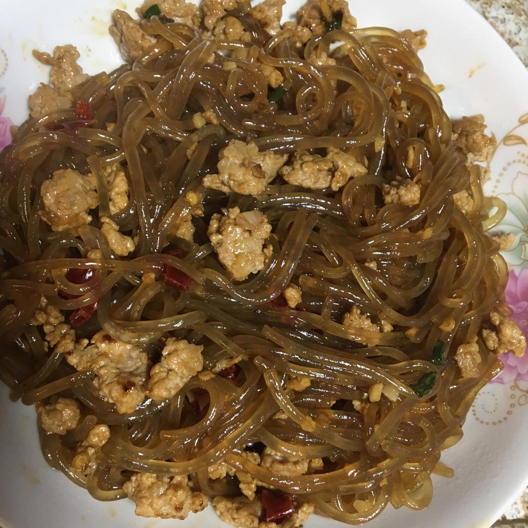蚂蚁上树