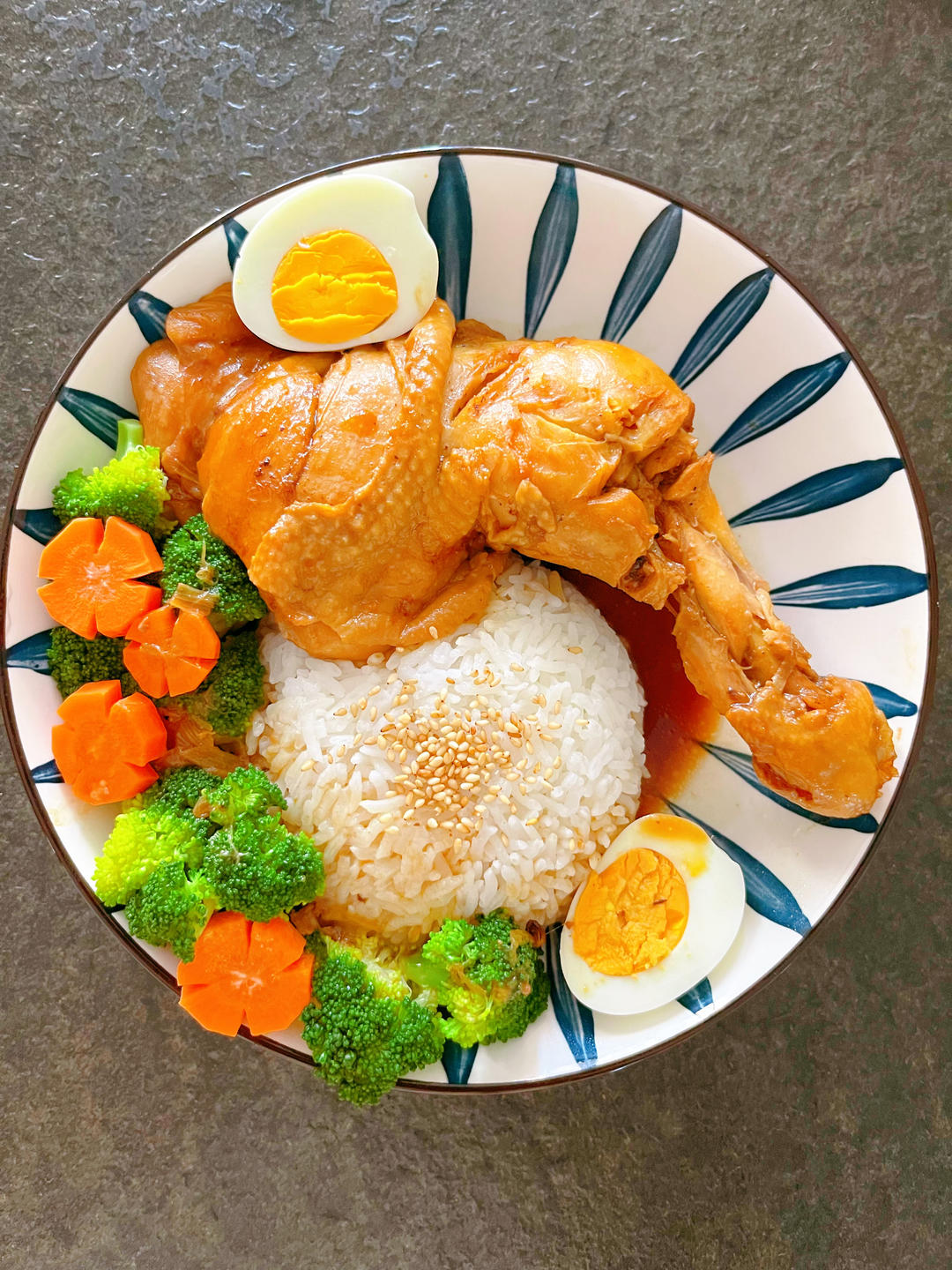 酱油鸡腿饭，孩子能吃一盘