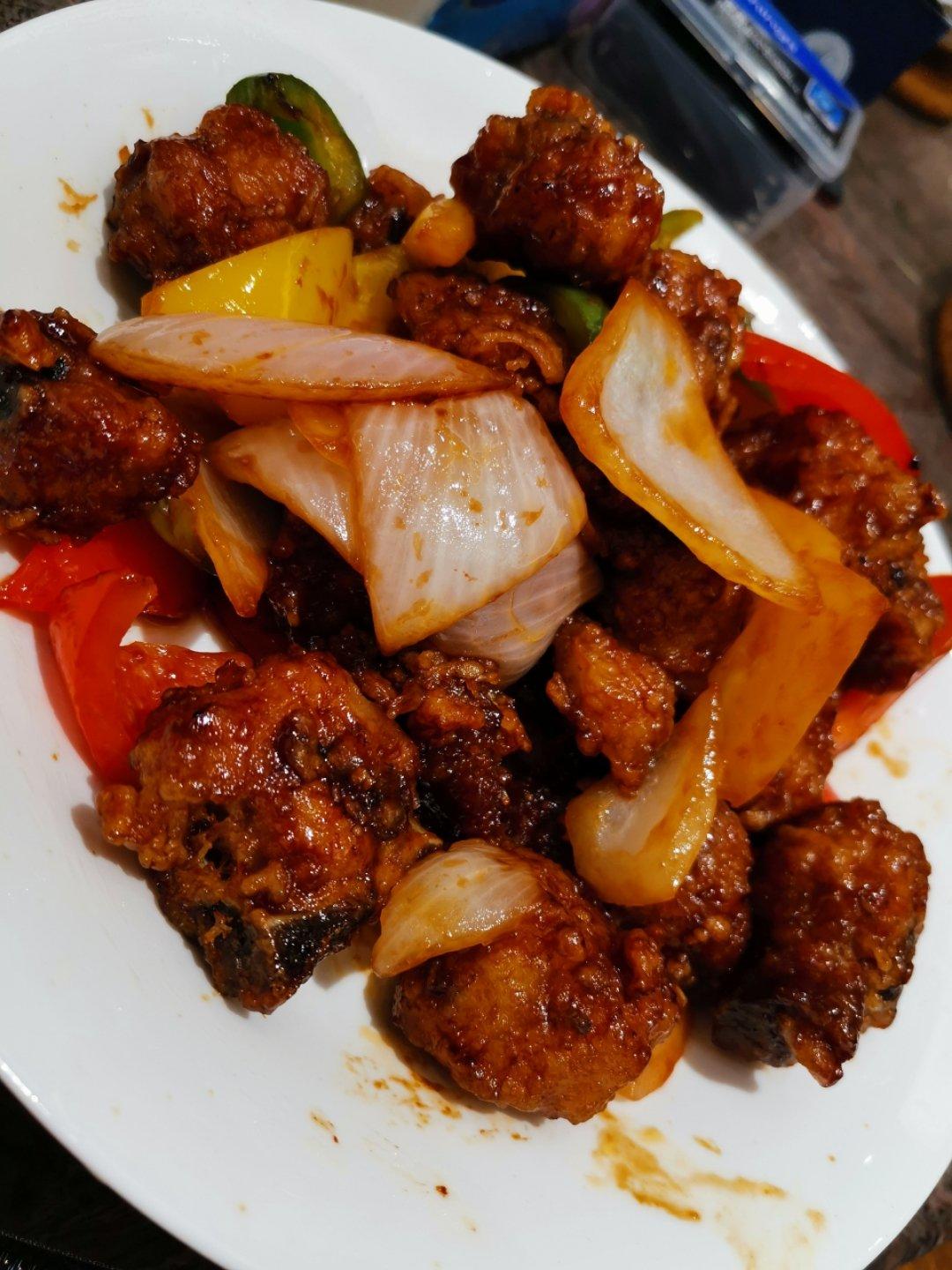 菠萝咕噜肉