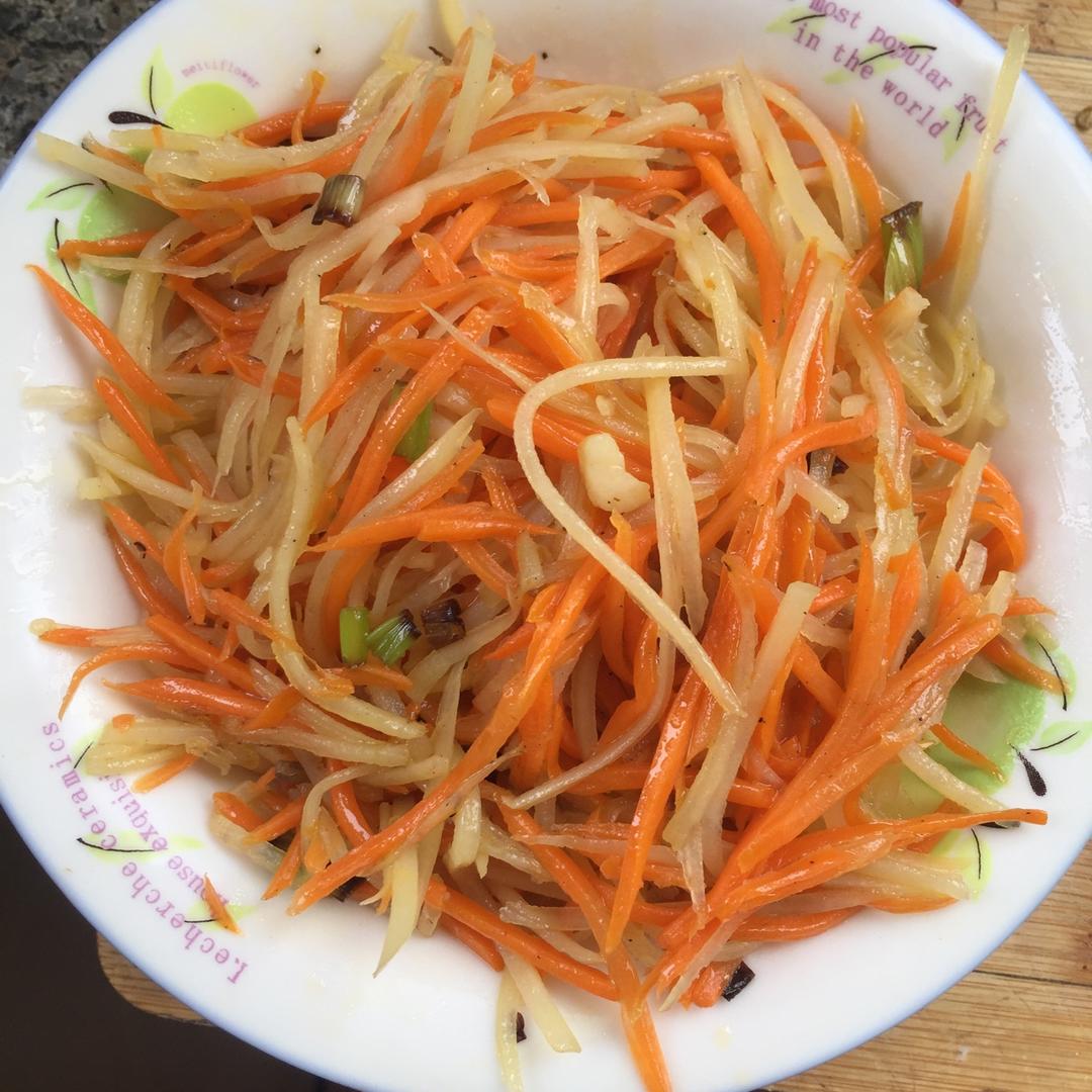 炒胡萝卜土豆丝