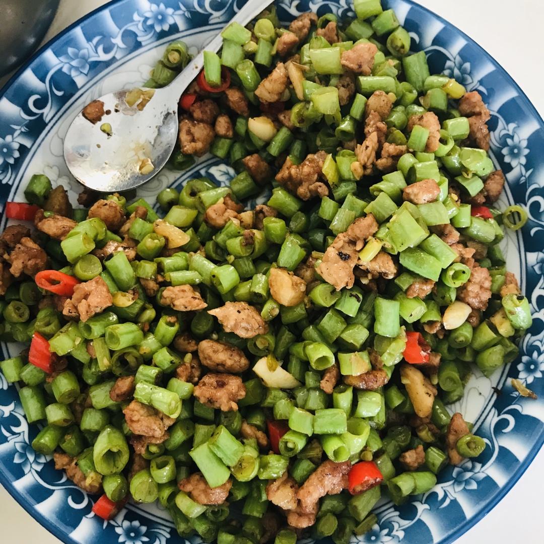 豆角肉末下饭菜