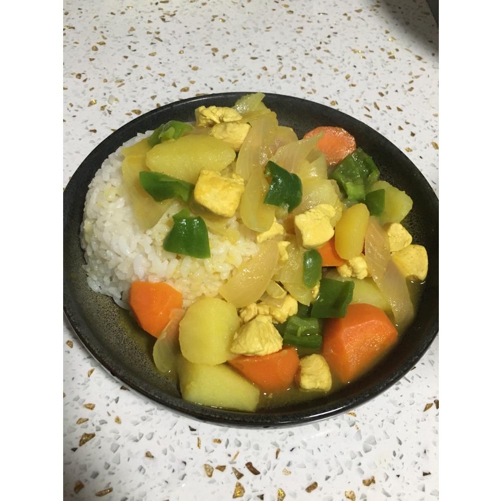 咖喱鸡肉饭