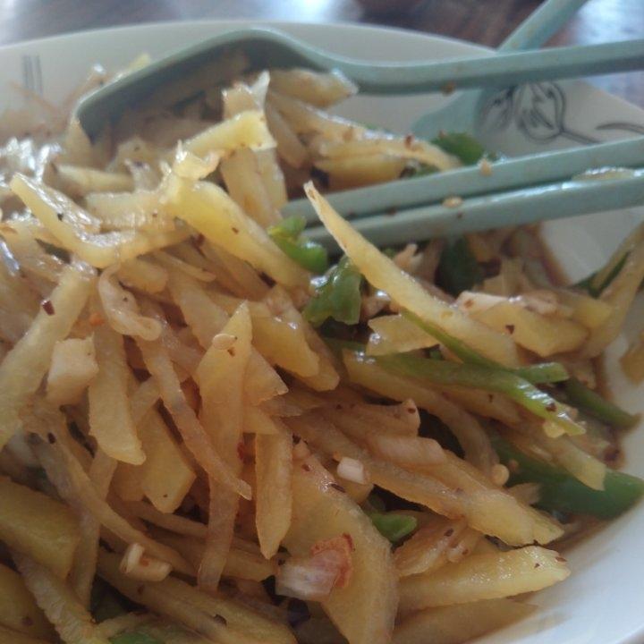 土豆丝这样做好吃到舔盘爽口零失败