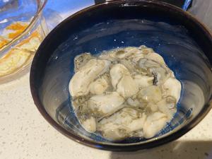 无敌好吃又减脂的鲜甜白萝卜海蛎子煎蛋汤的做法 步骤3