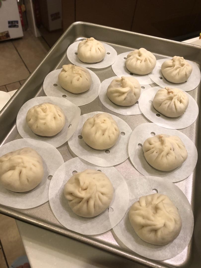鲜肉小笼包