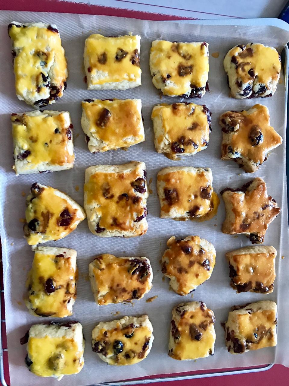 蔓越莓(葡萄)奶酥  适合给孩子的少糖配方😉