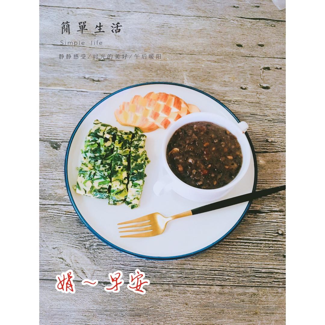 蘸汁菠菜鸡蛋糕——春季养生多吃菠菜