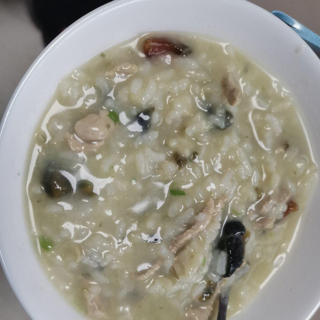 十五分钟快手之香滑皮蛋瘦肉粥(附五分钟电饭煲电压力锅更快捷方法)