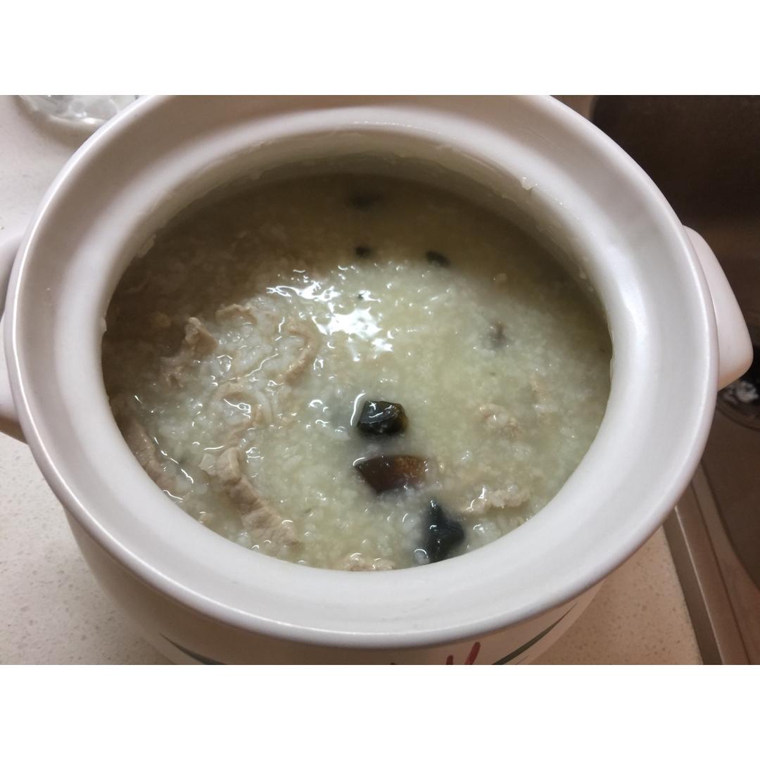 十五分钟快手之香滑皮蛋瘦肉粥(附五分钟电饭煲电压力锅更快捷方法)