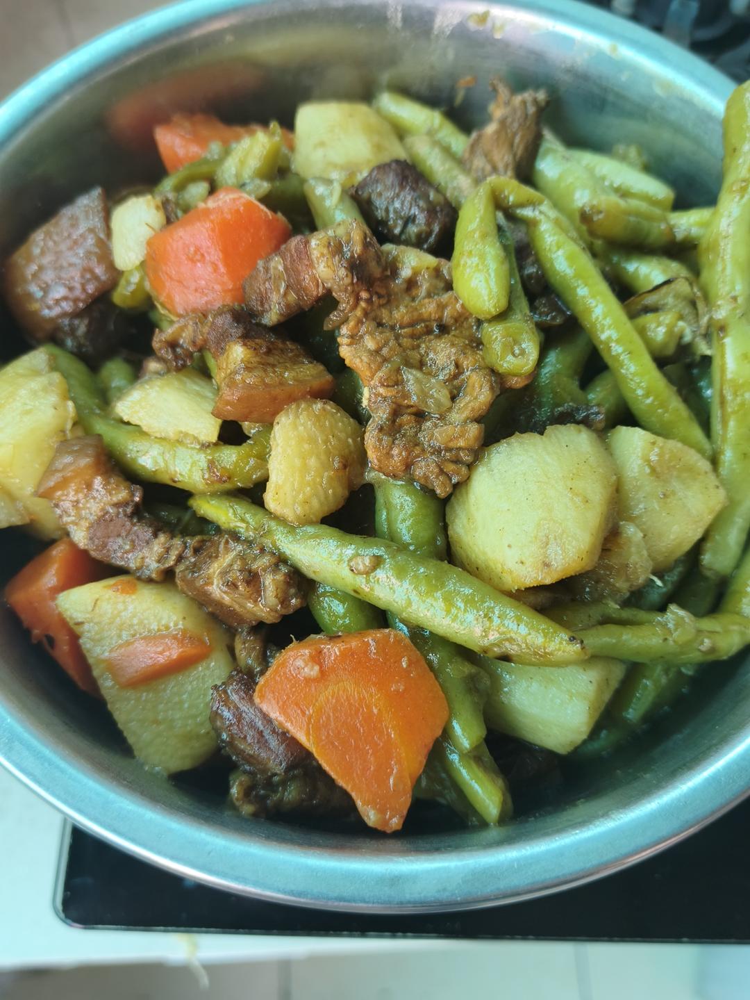 芸豆山药炖红烧肉的做法