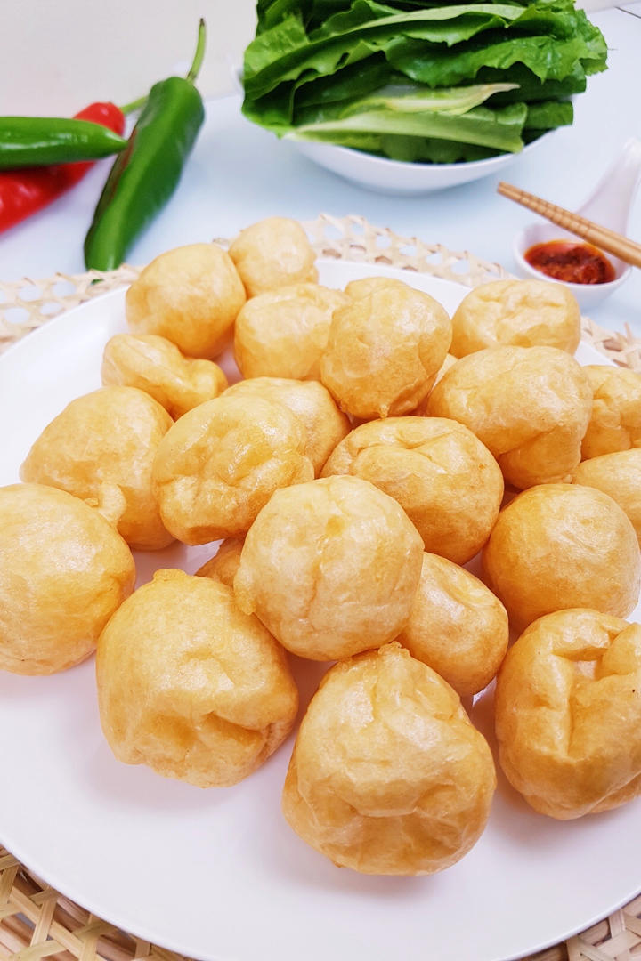 王鼎下厨做的皱纱鱼腐制作过程两款鱼腐快手好菜