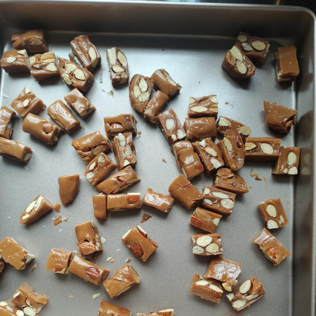 海盐杏仁太妃糖