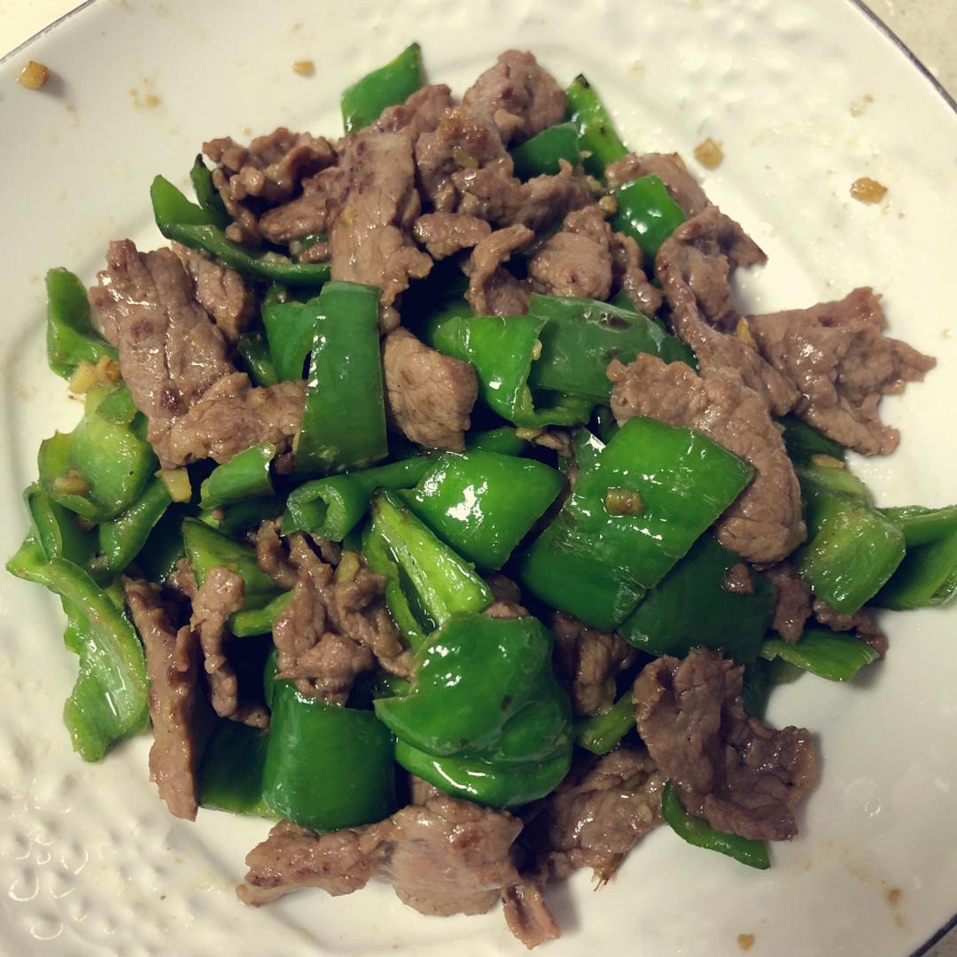 青椒炒大片嫩牛肉
