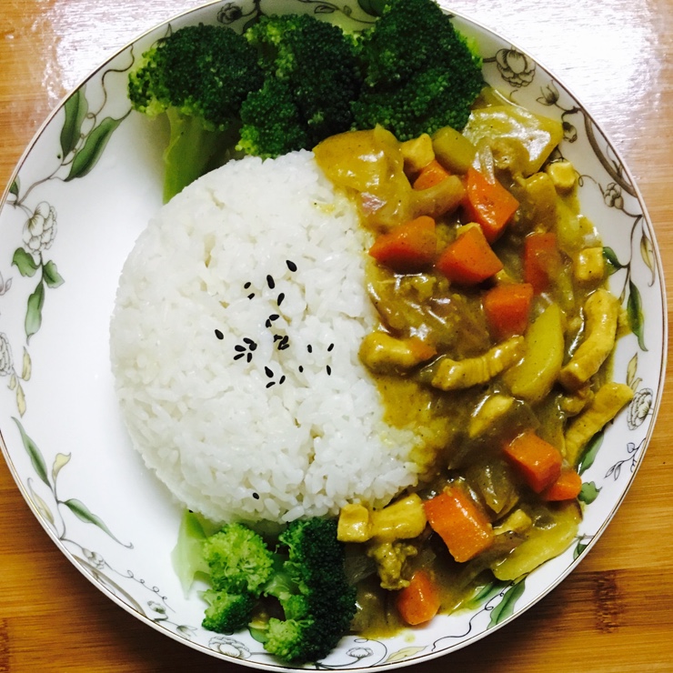 零失败日式咖喱鸡肉饭！！最正宗日本家庭做法！简单又好吃！