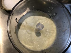 榴莲轻乳酪蛋糕~无油低糖的做法 步骤3