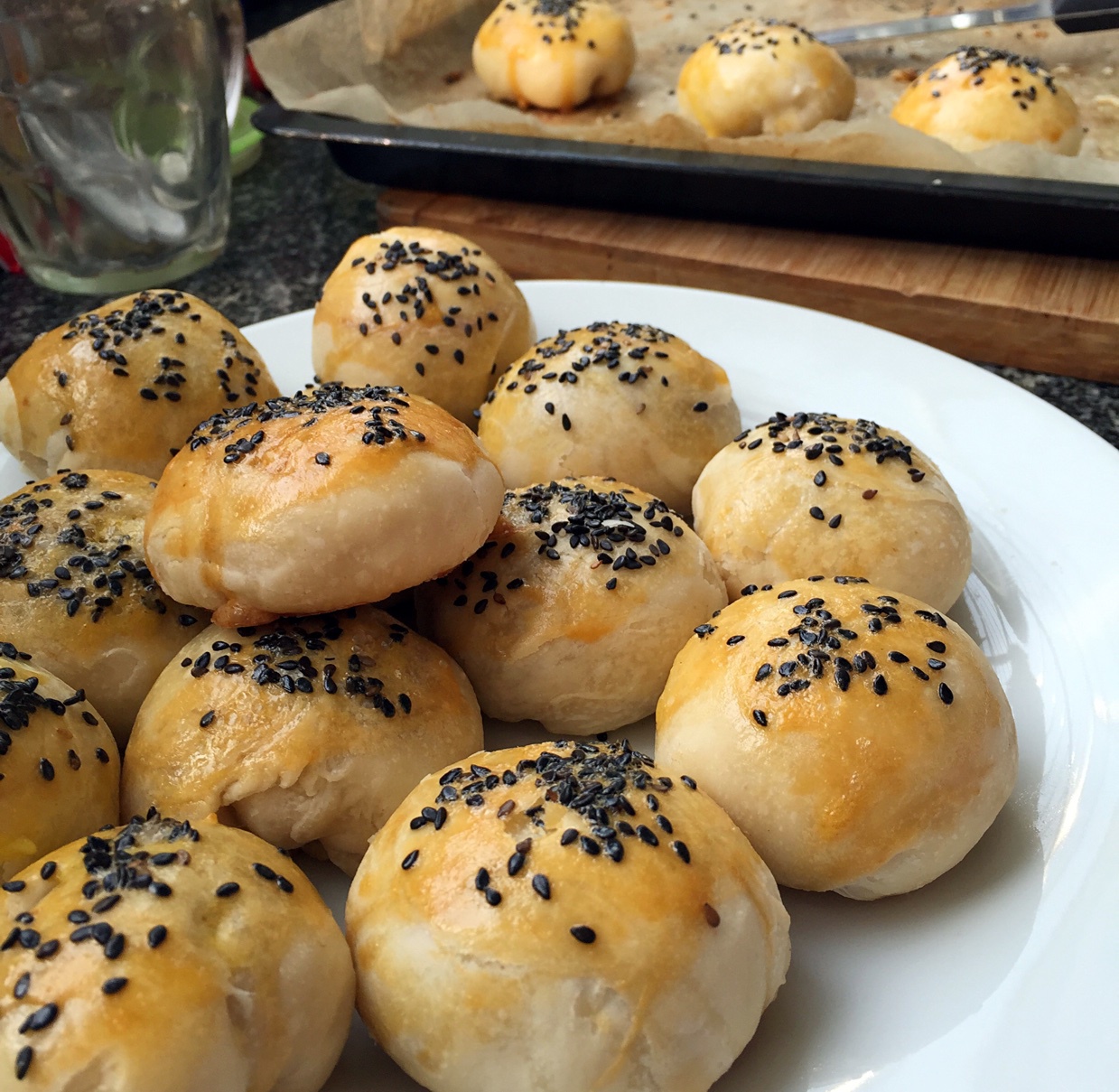 晨澈cc做的宫廷点心红豆酥