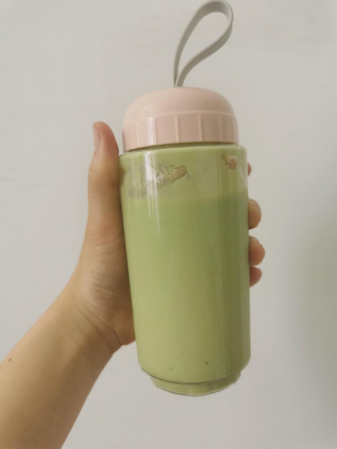 牛油果奶昔