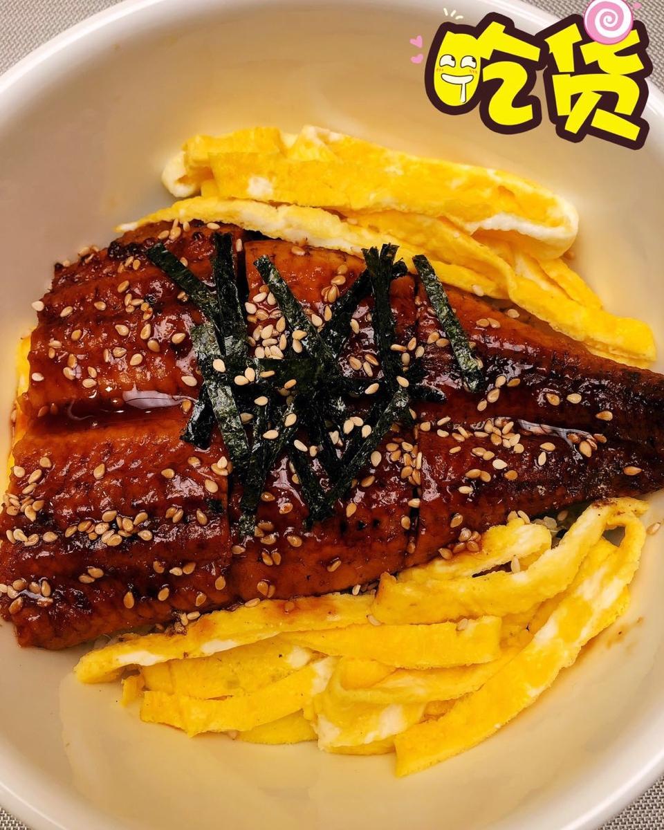 蒲烧鳗鱼饭