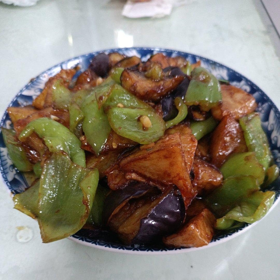 超级下饭的地三鲜