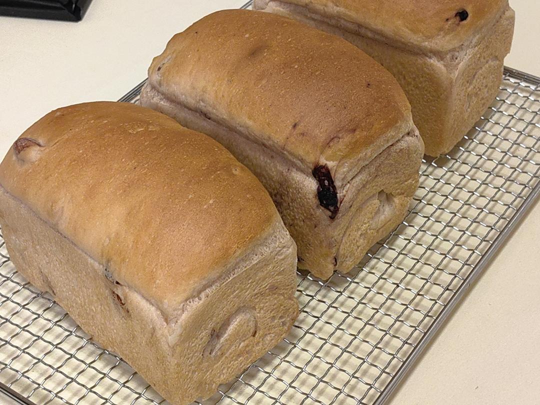 微醺夏日🍷红酒桑葚腰果吐司｜自制桑葚干