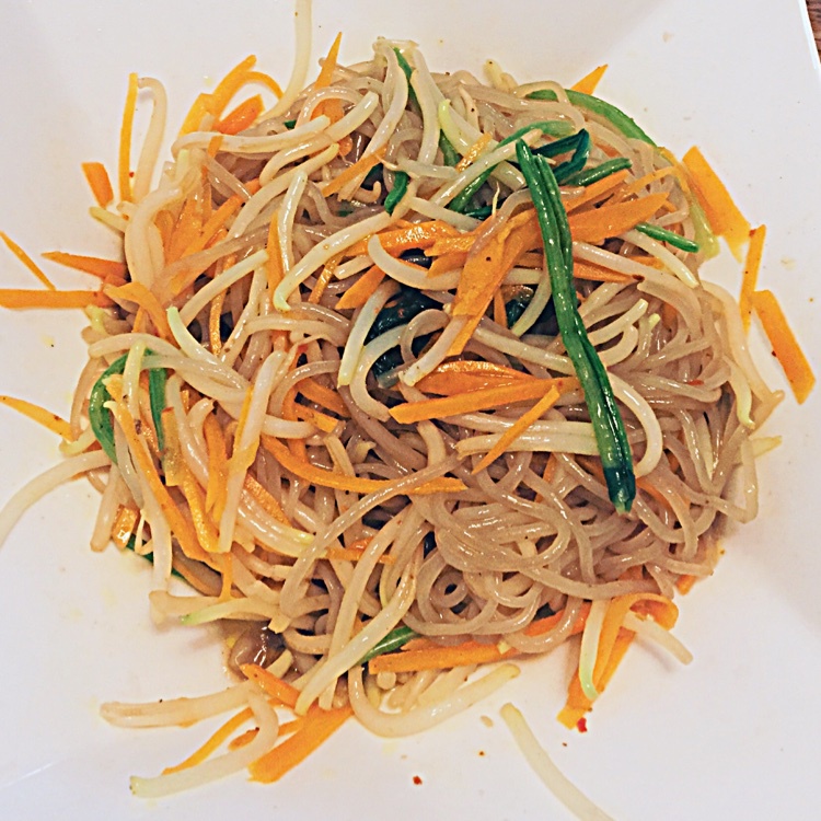 豆芽菠菜拌粉丝