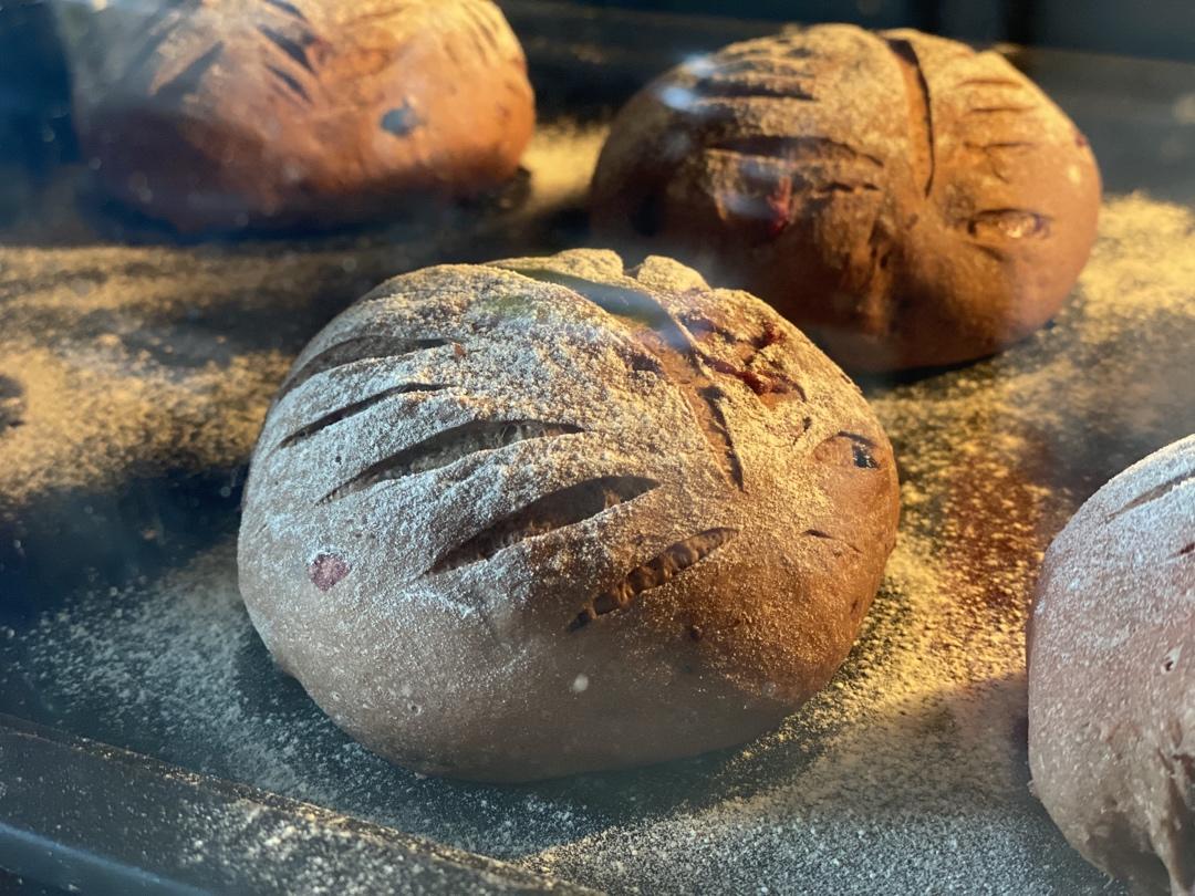 巧克力蔓越莓软欧 Rano Bread