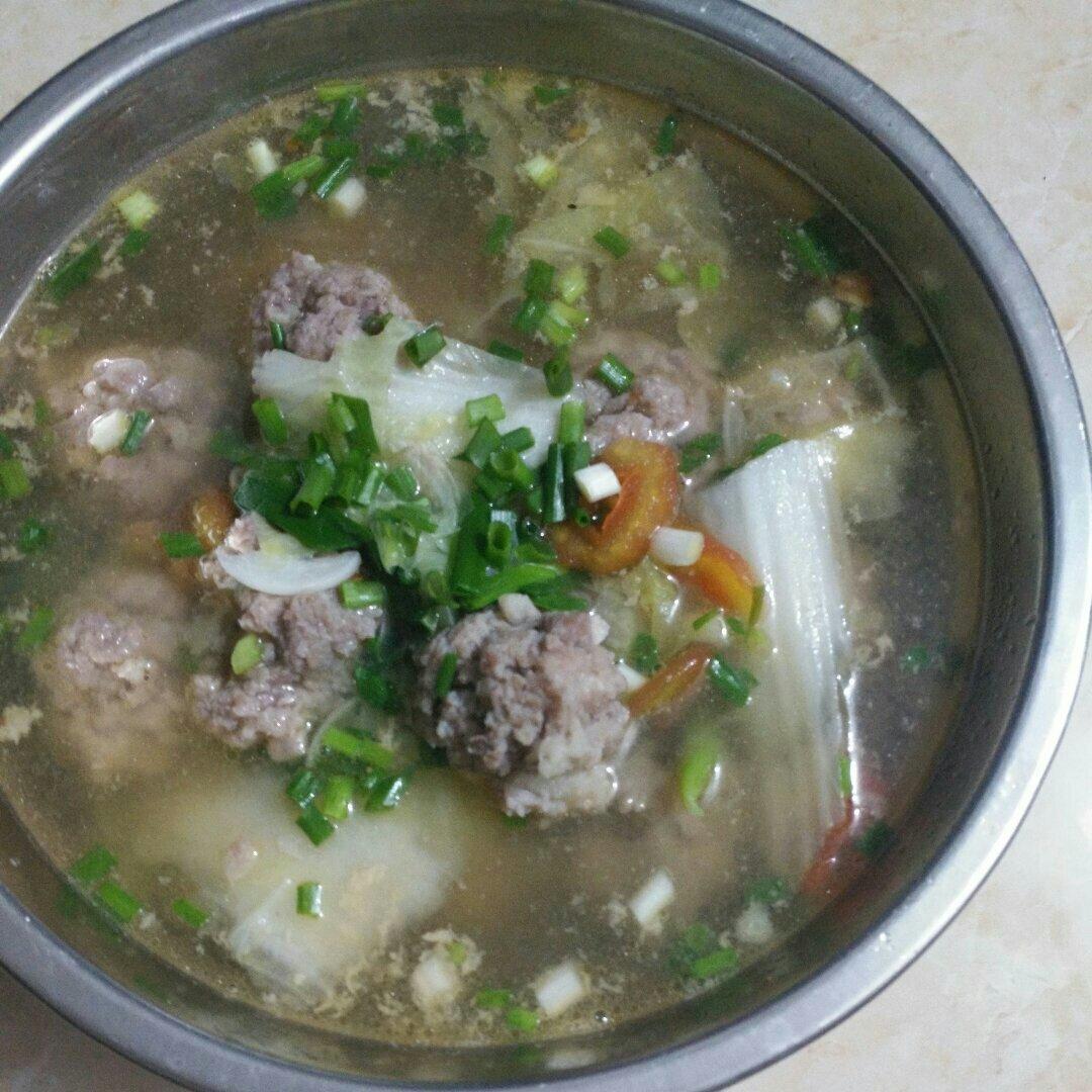 大白菜肉圆汤