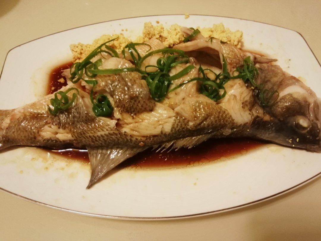 清蒸鲈鱼