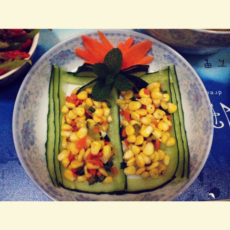 胡萝卜玉米炒黄瓜