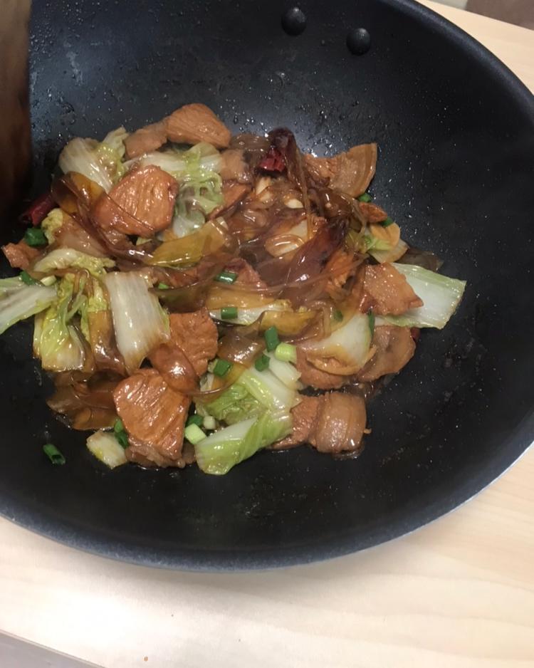 【猪肉炖粉条】猪肉粉条大白菜，家家烧人人爱！
