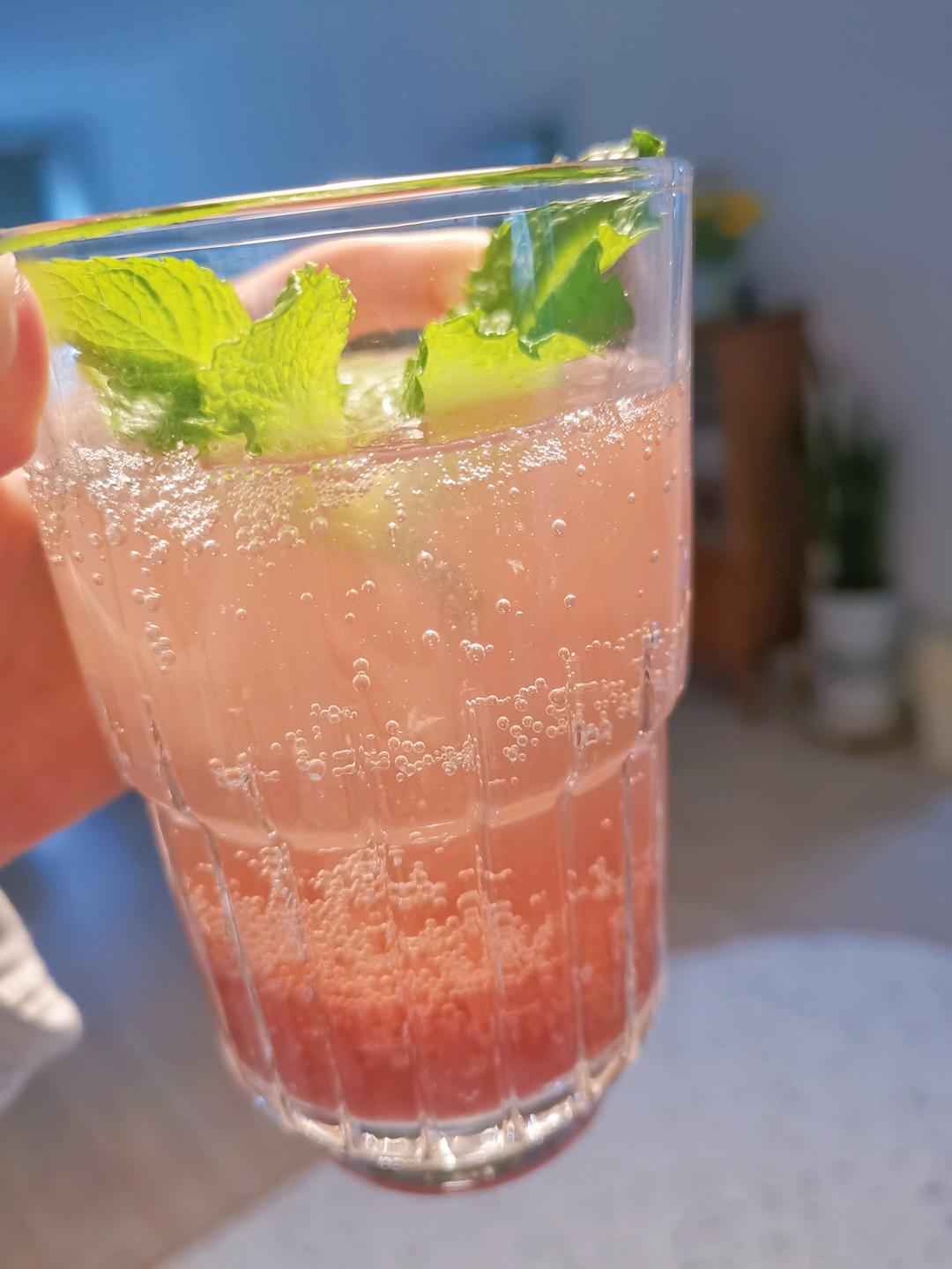蜜桃酱