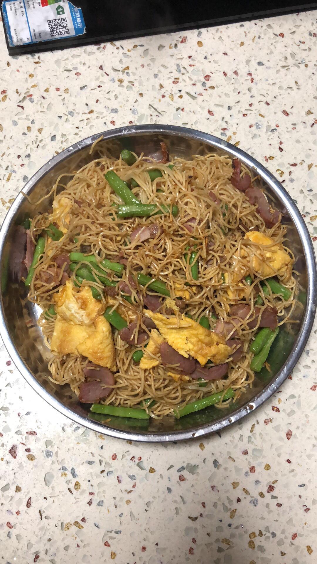 叉烧炒面的做法