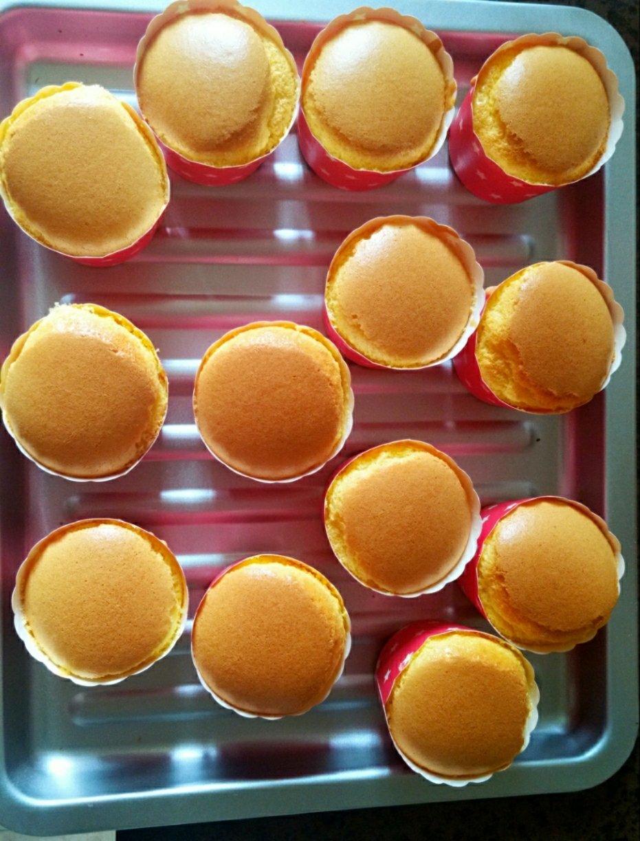 纸杯蛋糕 8寸戚风蛋糕的量