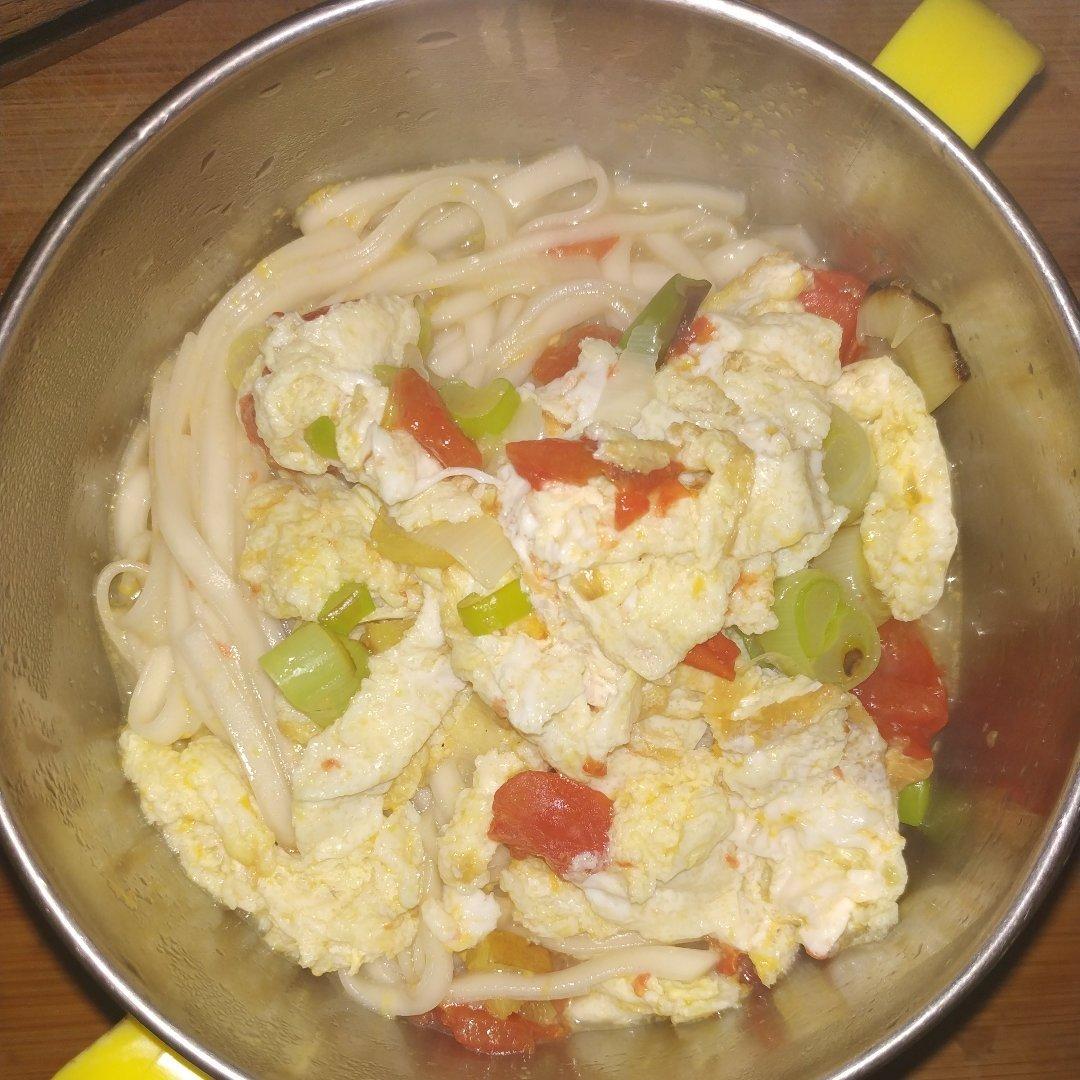 宝宝版西红柿鸡蛋面