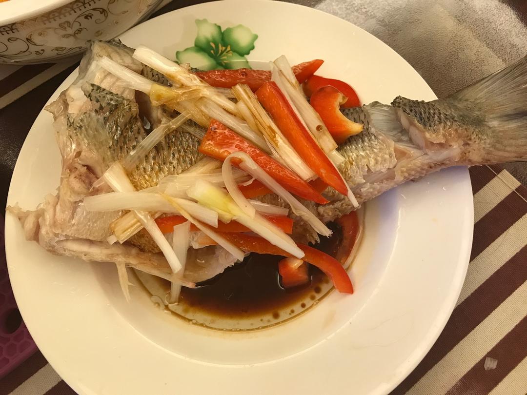 清蒸鲈鱼