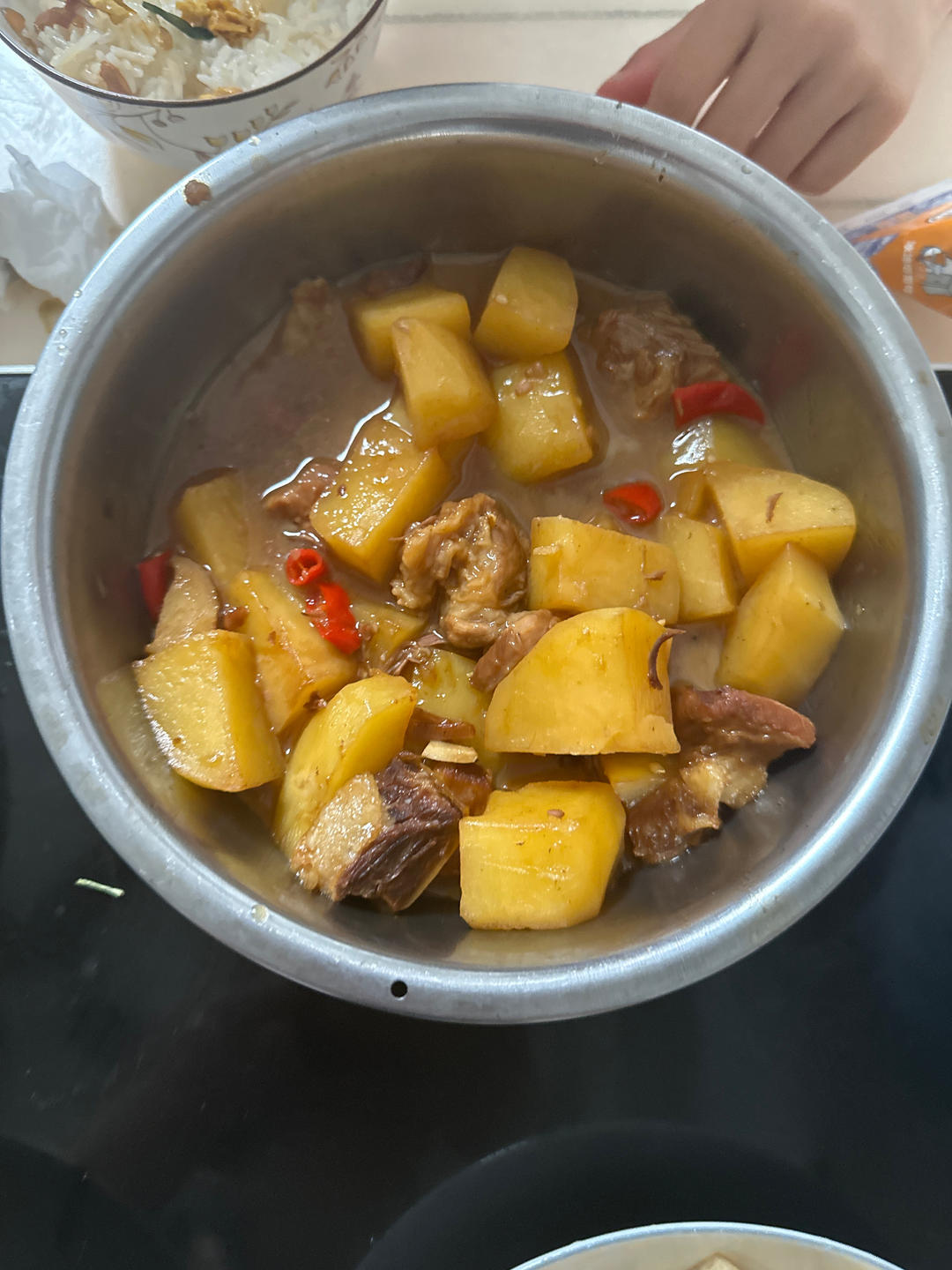 香喷喷炖牛腩