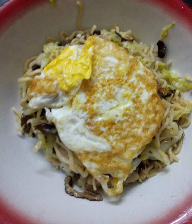 炒泡面