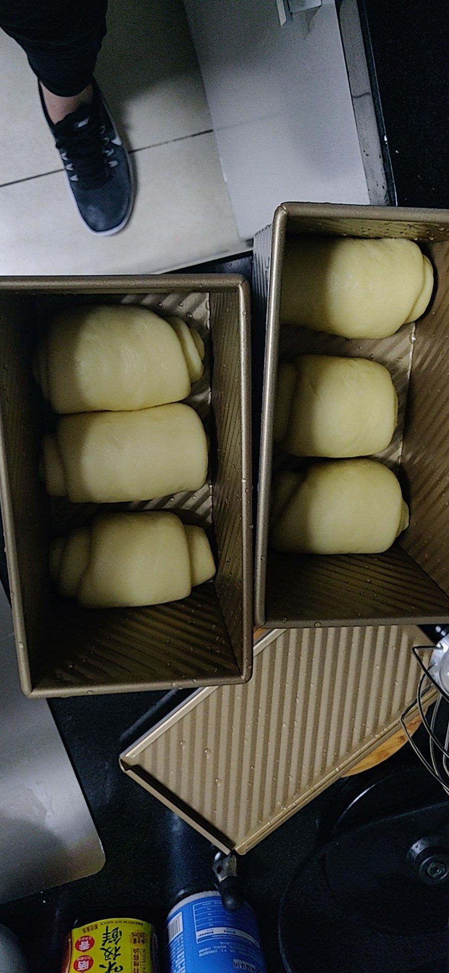 纯奶手撕吐司