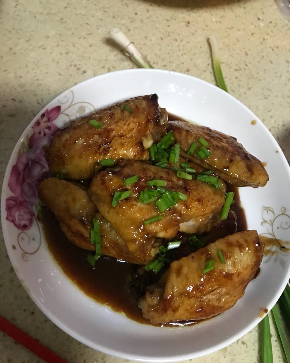 多吃两碗饭的【蜜汁鸡翅】