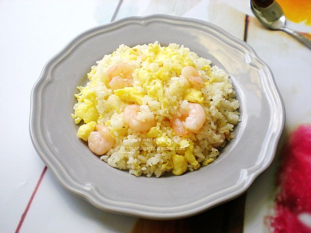 虾仁蛋炒饭